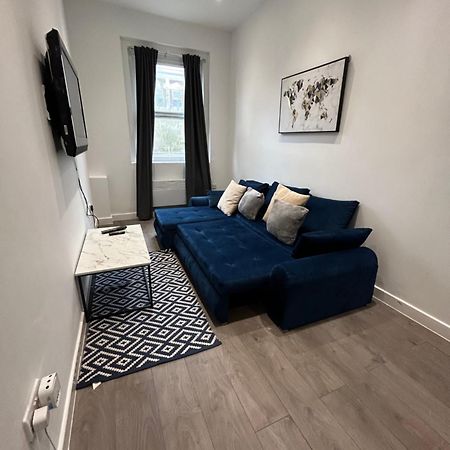 Central Locations 1 Bed Apartments Sleeps 4 Londen Buitenkant foto