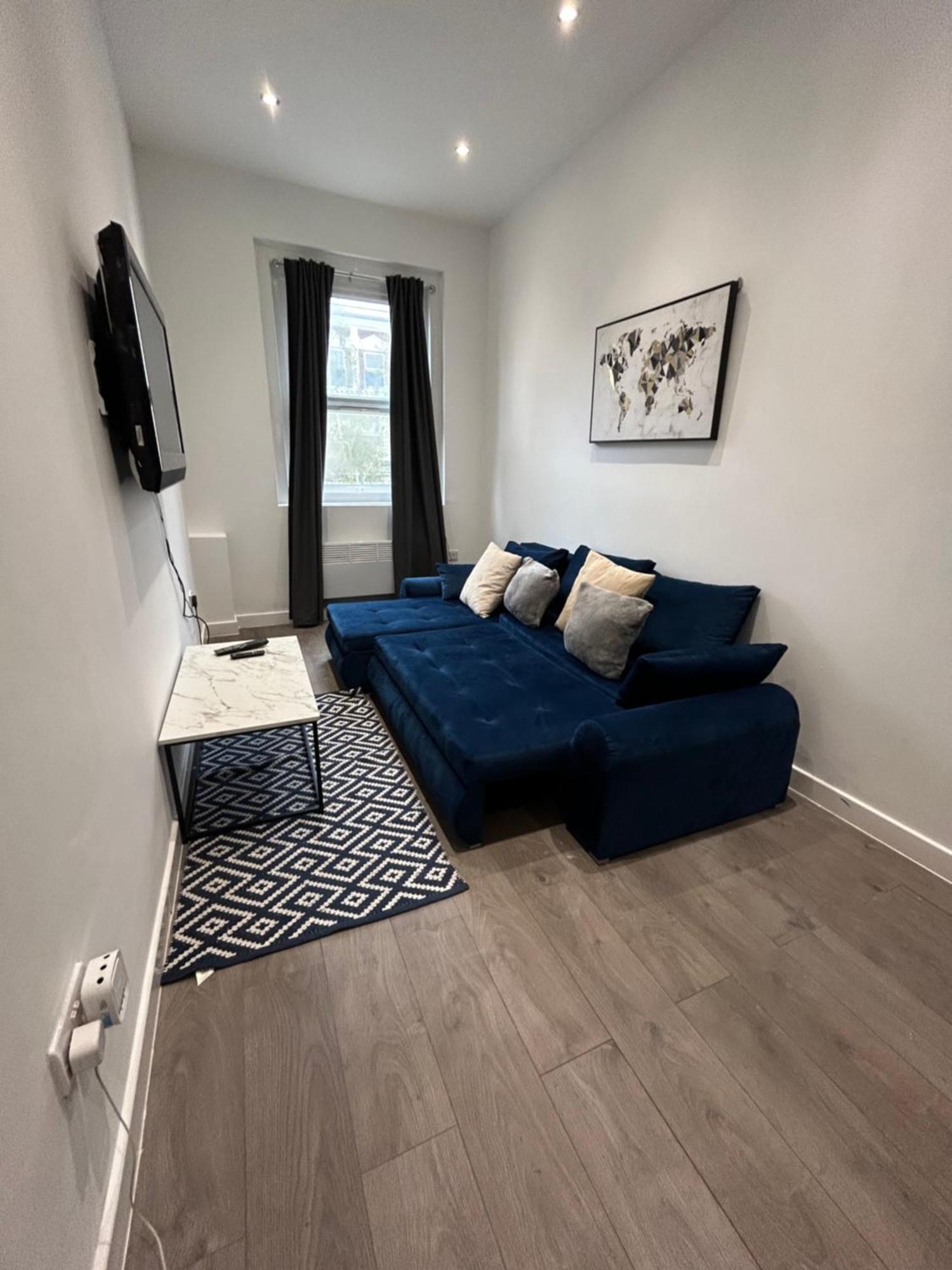 Central Locations 1 Bed Apartments Sleeps 4 Londen Buitenkant foto