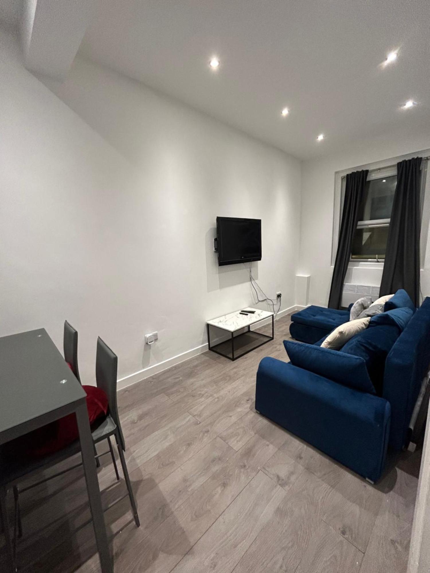 Central Locations 1 Bed Apartments Sleeps 4 Londen Buitenkant foto