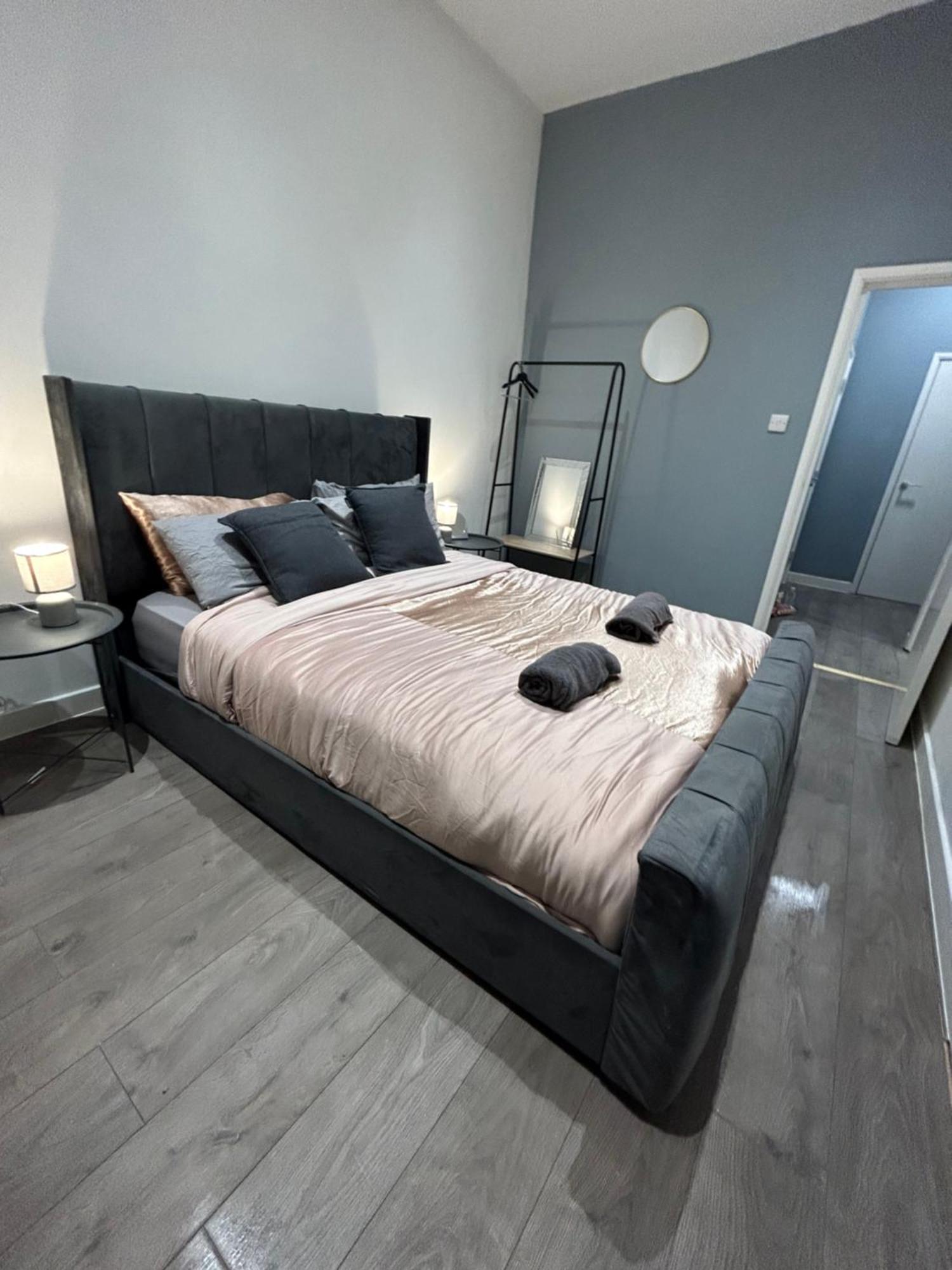 Central Locations 1 Bed Apartments Sleeps 4 Londen Buitenkant foto