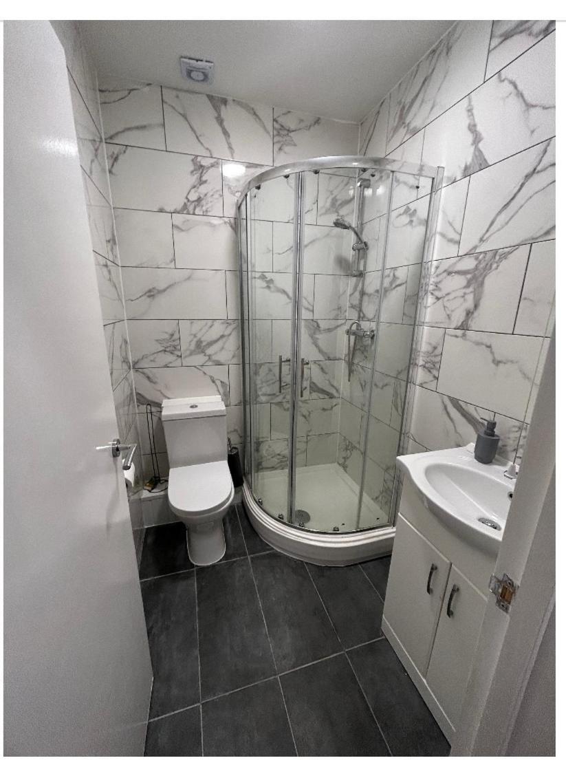 Central Locations 1 Bed Apartments Sleeps 4 Londen Buitenkant foto